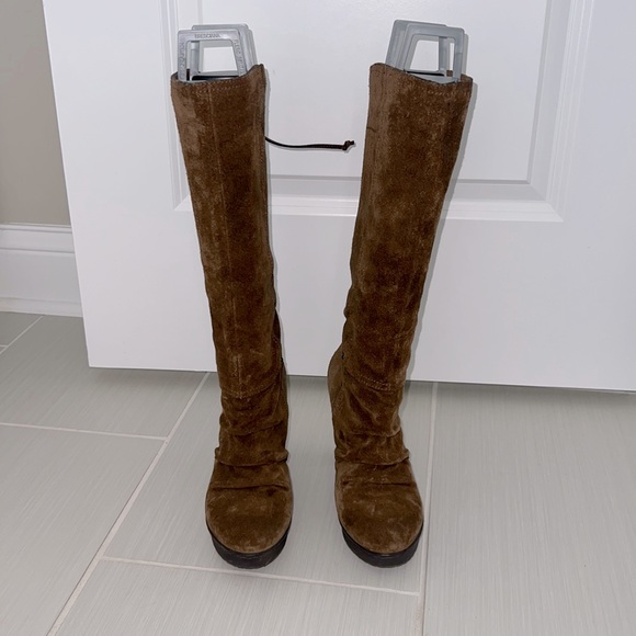 Suede Boots - Picture 2 of 5